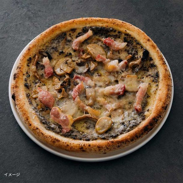 DEAN ＆ DELUCA「パンチェッタと4種のキノコのトリュフピザ」