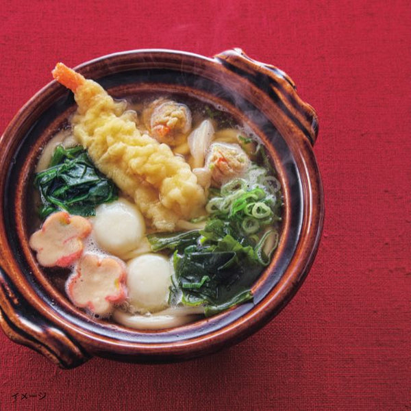 「手打ち製法 具だくさん鍋焼きうどん」