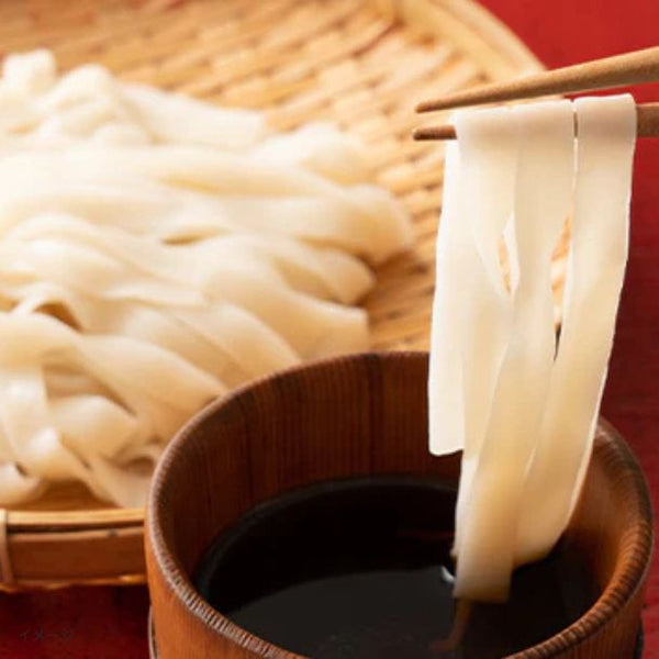 「讃岐生うどん（平切麺）つゆ付き」