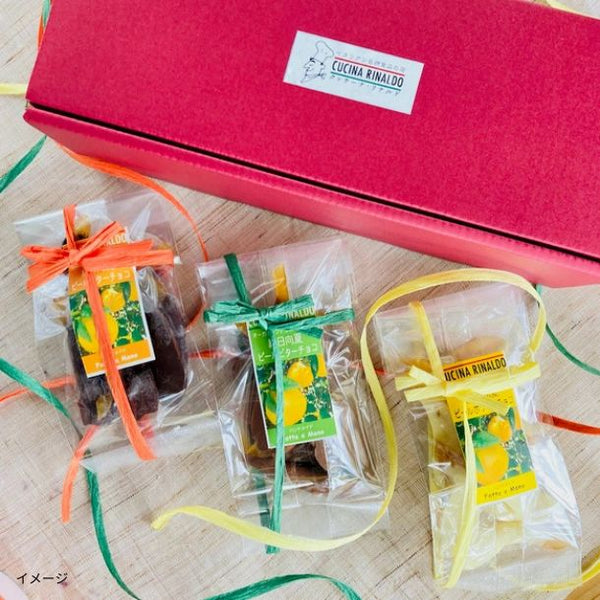 「ピールチョコセット 綾日向夏ホワイト＆ミルク＆ビター」