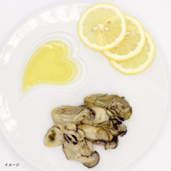 「釜茹で牡蠣燻製オイル漬け」