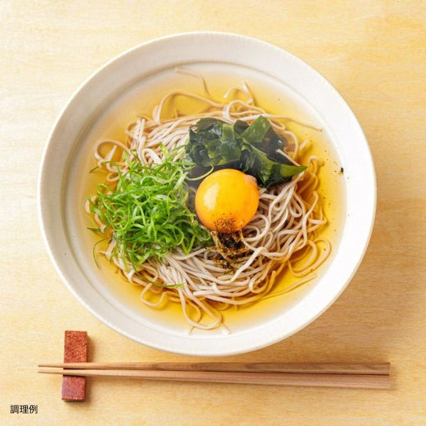 「九条ねぎと深煎七味香る地鶏の旨出汁そば」