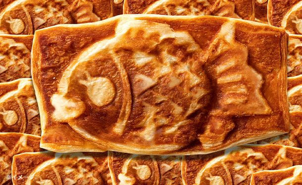 「クロワッサンたい焼き 極上粒餡」