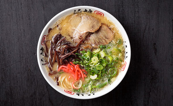 「濃厚博多とんこつラーメン」