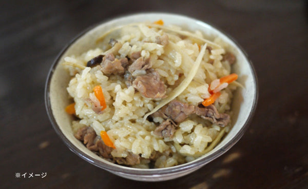 にんべんフーズ「牛ごぼう炊き込みご飯の素」