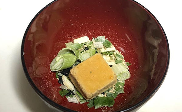 「しま村のフリーズドライ だし香る味噌汁」