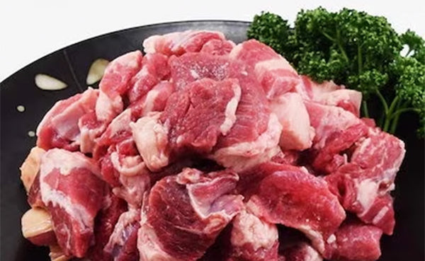 「赤身たっぷり牛すじ肉」