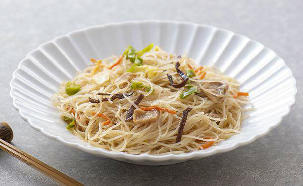ケンミン食品「冷凍焼ビーフン」