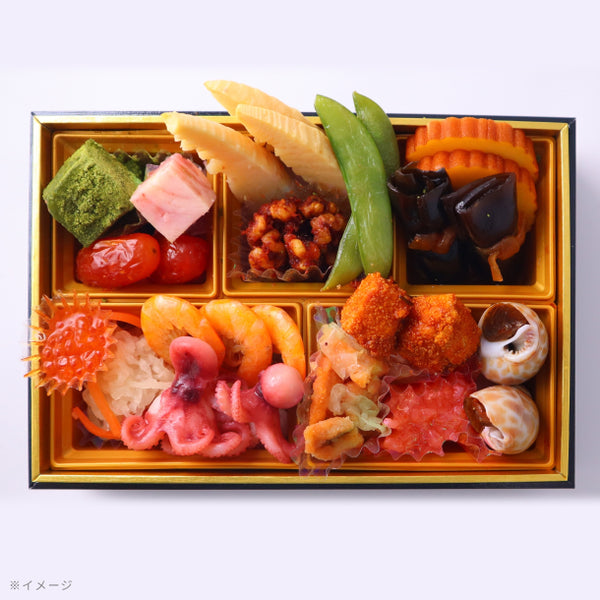2025おせち「日本料理馬酔木監修 和洋三段重 珠鈴（みすず）」