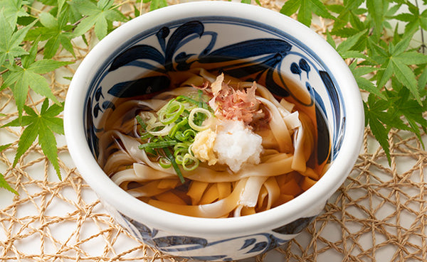 「讃岐生うどん（平切麺）つゆ付き」