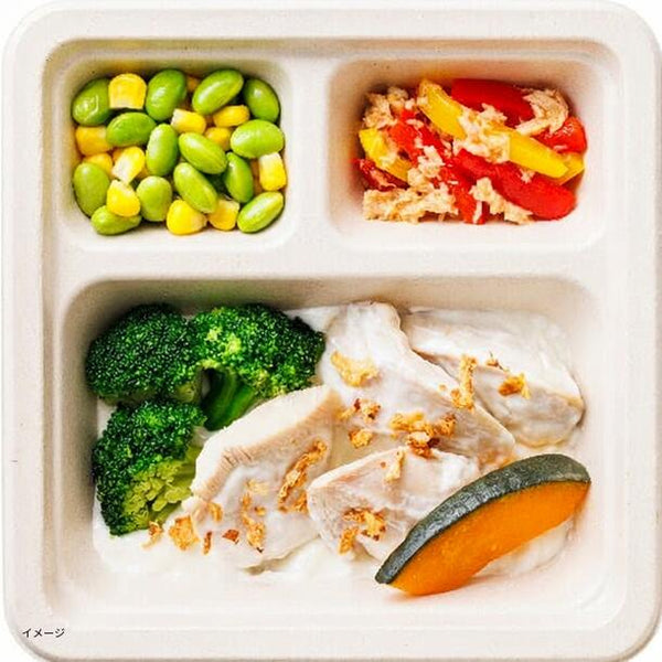 「しっとり蒸し鶏の洋風チーズソース」