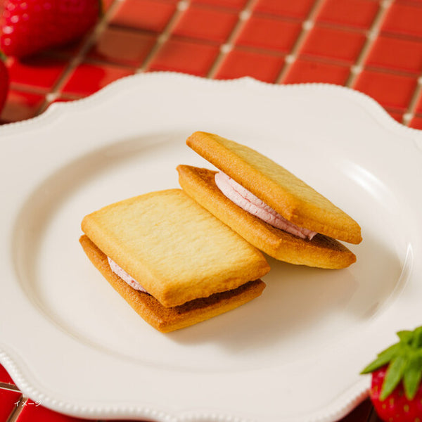 Cake.jp「TOKYO STRAWBERRY SAND」