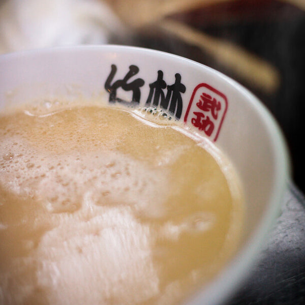 「3つの味博多ラーメン」