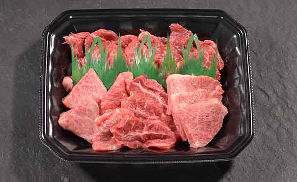 「鳥取和牛赤身霜降り900g＆2種のスパイスセット」